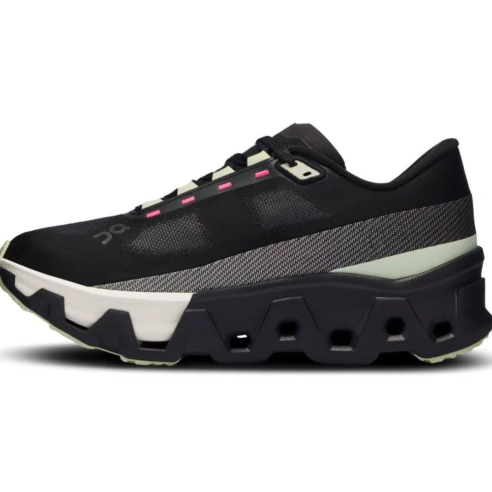 On Cloudmonster Hyper - Picture 4 of 10